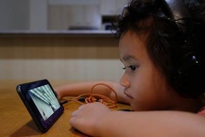 Crea videos de cuentos para niños de forma rápida y sencilla con Cuentos de Video AI