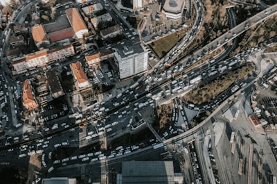 Handling High-Traffic Events by Isolating Development Environments in Node.js