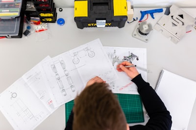 Conviértete en ingeniero de IA: habilidades, proyectos, salario