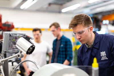 Iniciativa global capacita a ingenieros en tecnologías digitales