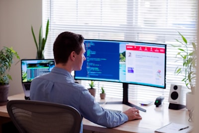 ERP y automatización: habilitando equipos remotos e híbridos