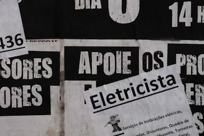 Kalshi suspende a tres candidatos políticos por comercio ilegal