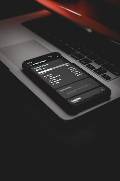 ¿Qué diferencia a una aplicación web personalizada de las soluciones tradicionales?