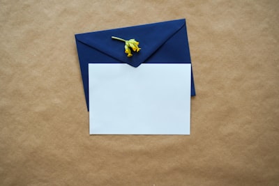 Lista de correos de gerentes generales