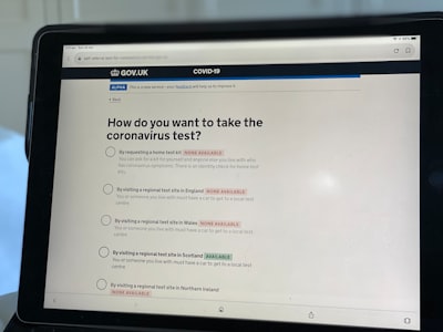 Automatización colaborativa de actualizaciones de CRM.