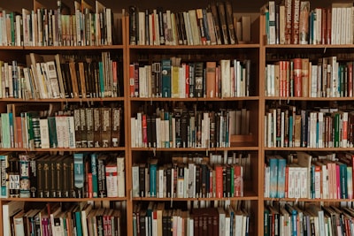 Consenso entre bibliotecas para benchmark de LCSH