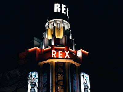 Este Regex resuelve la mitad de tus problemas de texto