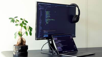 Diseñando sistemas de API confiables: Manejo de excepciones con ControllerAdvice de Spring Boot.