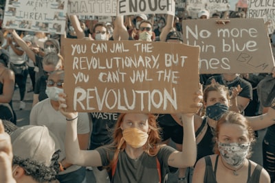 10 Películas Revolucionarias Después de ''Una Batalla Tras Otra''