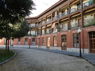 Caso práctico: Portal de estudiantes con Q2BSTUDIO en Valladolid 2026