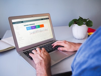 Aplicaciones web: motor de la mejora continua empresarial