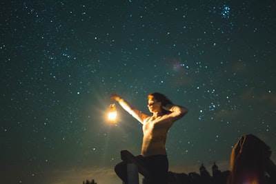 ¿Cómo la IA y la astrología de carrera definen nuestro futuro laboral en 2025?