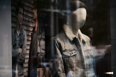El vendedor de empleados invisibles.