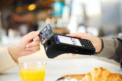 ¿Cuándo considerar la automatización de pagos telefónicos?