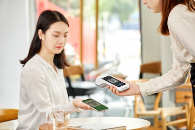 ¿Automatización de Encuestas: Reducción de Costos y Ahorro de Tiempo?