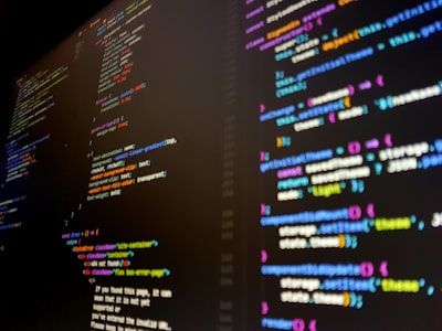 Expertos en automatización sin código vs. desarrollo personalizado