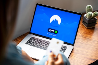 Olvida las VPN: una alternativa barata y rápida para saltar bloqueos regionales