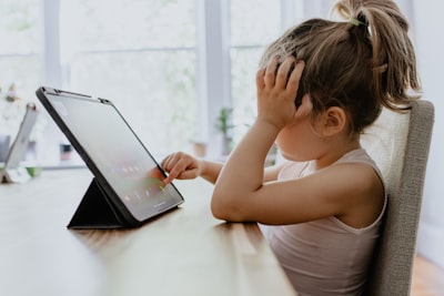 La alternativa consciente al doomscrolling: Mivo Scrolling