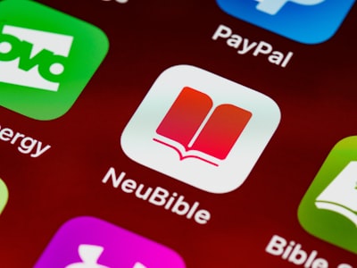 ¿Compra única o suscripción para software móvil?