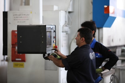 Automatización del mantenimiento para industrias sostenibles.