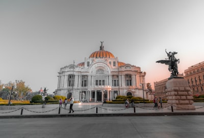 La mejor manera de encontrar aplicaciones web personalizadas en Ciudad Rodrigo