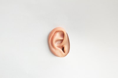 Auriculares de pinza de Sony: una decepción en precisión