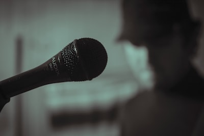 El mejor socio para voces comerciales de texto a voz