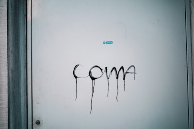 Tomora's Come Closer: Una carta de amor a la música dance de los 90