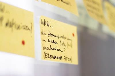 Herramientas Emstrata: Potenciando Colaboraciones Narrativas