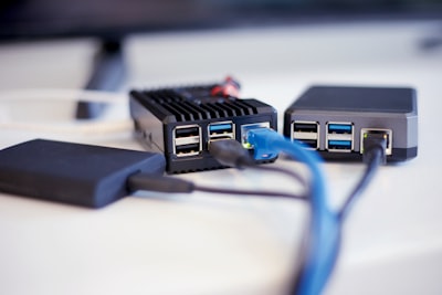 Mejores hubs USB-C para ampliar puertos en portátil y tableta