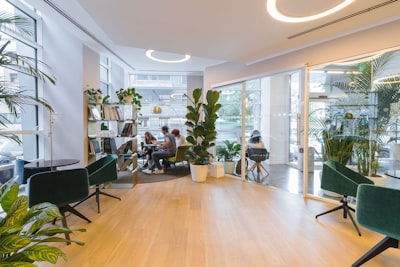 Colaboración, transparencia e impacto con IA en back office