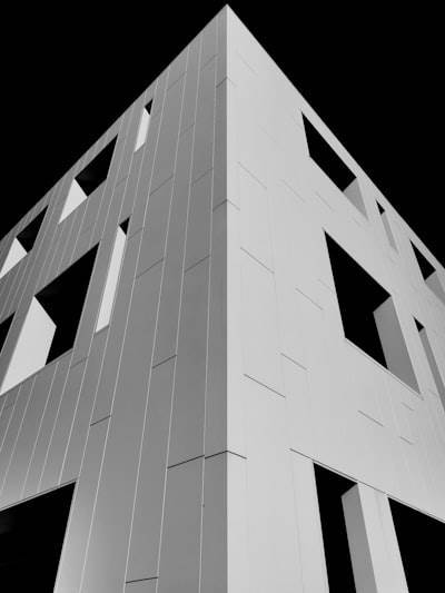 Construyendo Servicios que Colaboren con los LLMs