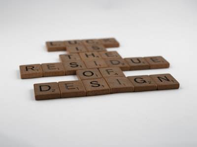 Costo de soluciones de software de gestión personalizado para empresas.
