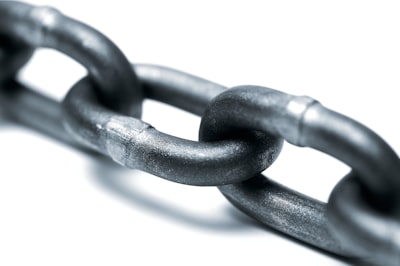 Visibilidad ampliada en cadenas de suministro chinas con LLMs y fragmentos