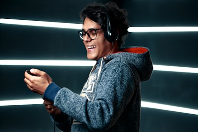 Deezer amplía su herramienta de detección musical AI a otras plataformas