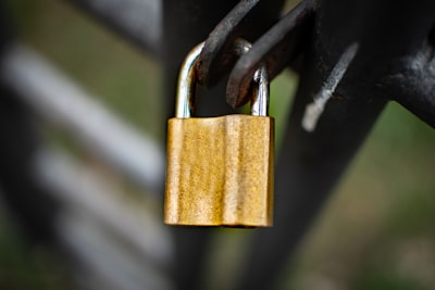 Investigación de seguridad con Node.js: Desbloqueo de contenido.