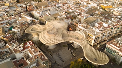 Top 20 expertos en avatar virtual para empresas en Sevilla