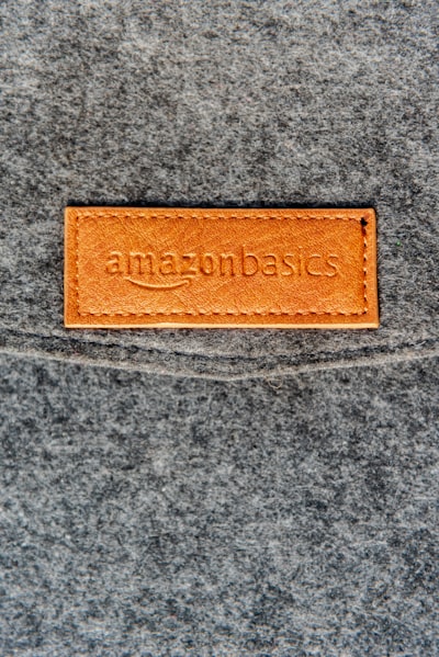 Amazon Bedrock simplifica construcción de modelos de IA.