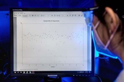 Cómo detectar datos de destilación de modelos de razonamiento