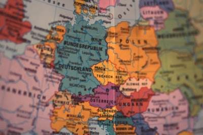 Servicios de desarrollo de software personalizados en Europa
