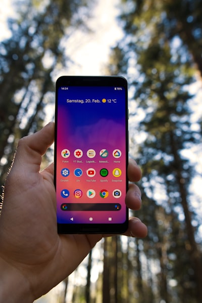 Google Pixel 10 Pro XL vs. Samsung Galaxy S25 Ultra: Competencia reñida