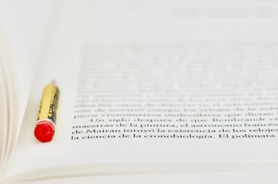 Habilidades epistémicas: razonando sobre el conocimiento y el olvido