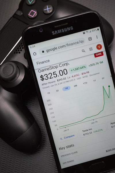eBay rechaza la oferta de GameStop por 56 mil millones de dólares