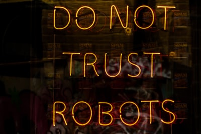 Agentes fuera de control: Bots inseguros toman el control.