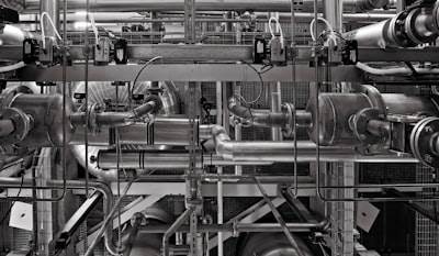 Hydroforming: Proceso, Ventajas y Aplicaciones Industriales