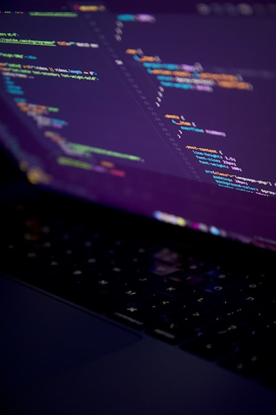 ¿Integración con bases de datos y APIs en modernización de software heredado?