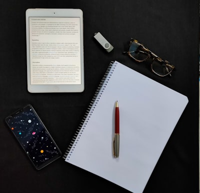 ¿Qué aplicación de IA puede escribir un ensayo?