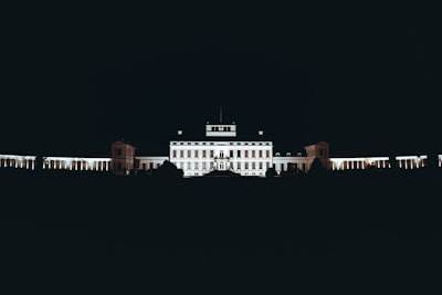 Gobierno de Washington Firma Acuerdo por $73 millones para Plataforma Digital Gemela de la Información Principal