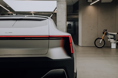 El veto tecnológico a China cierra el mercado para Polestar