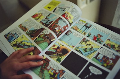 Mejorar el pensamiento multimodal con cómics.
